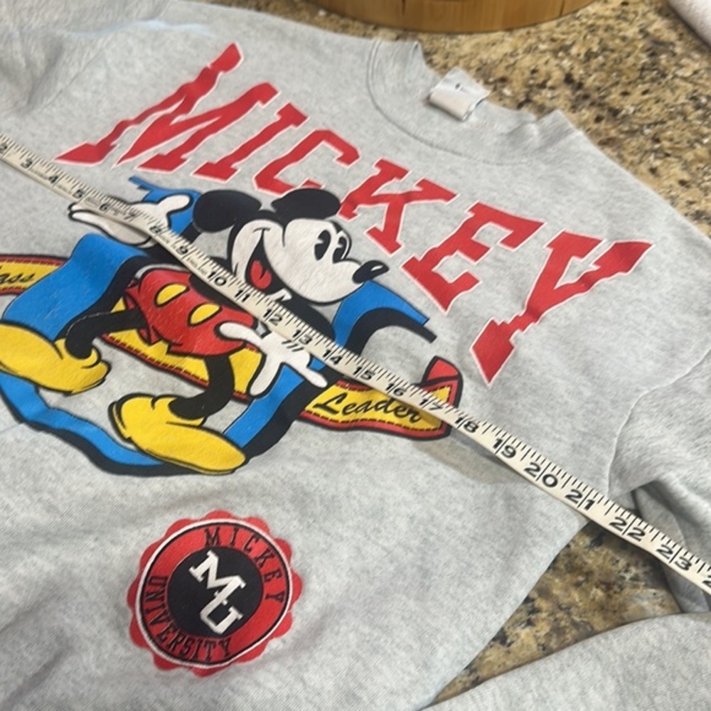 Vintage Disney size medium sweatshirt crew neck - Picture 7 of 11